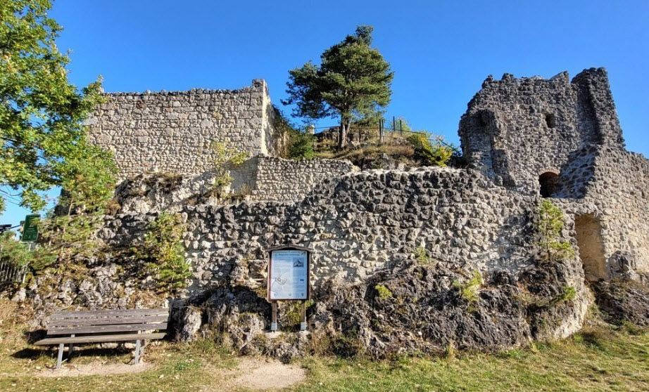 Burgstall Ruine Lichteneck, Weilheim an der Teck, Germany, Germany